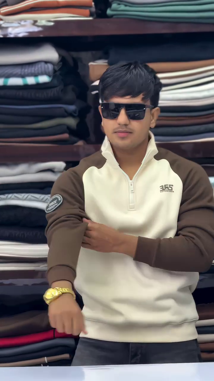 Elite Zip-Neck Sweatshirt – Premium Comfort with Sporty Style 🧥✨