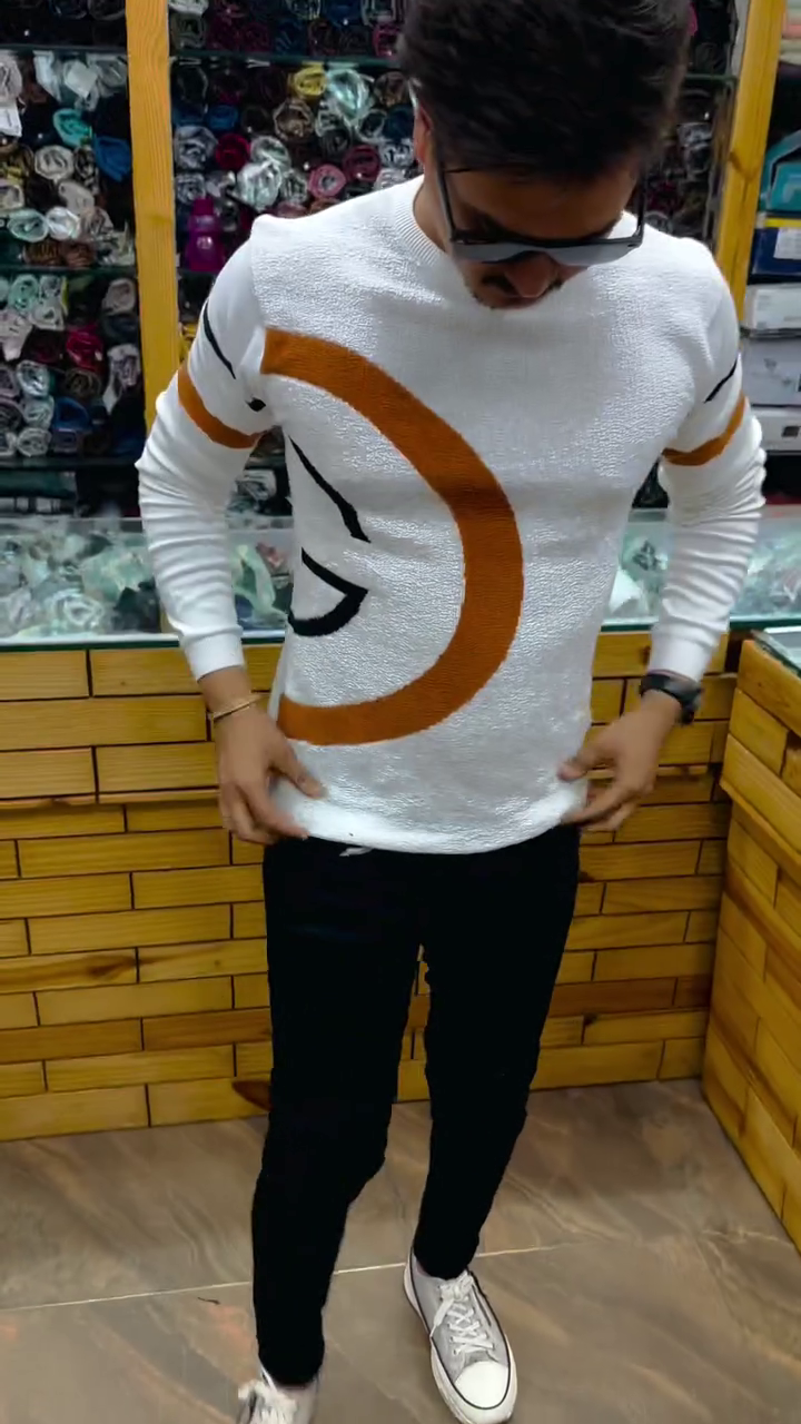 ✨ Urban Curve Knit Sweater – Modern Statement Edition ✨