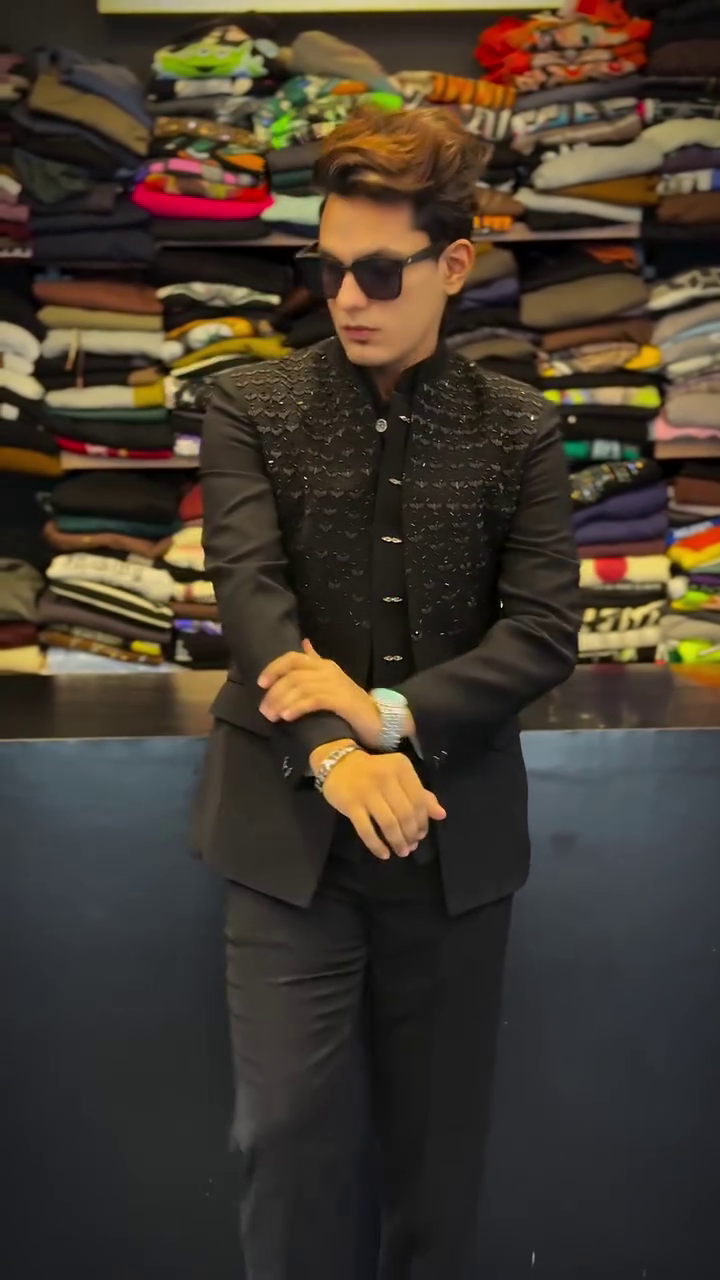 🌟 Royal Heritage Embroidered Nehru Jacket – Timeless Ethnic Elegance 🌟