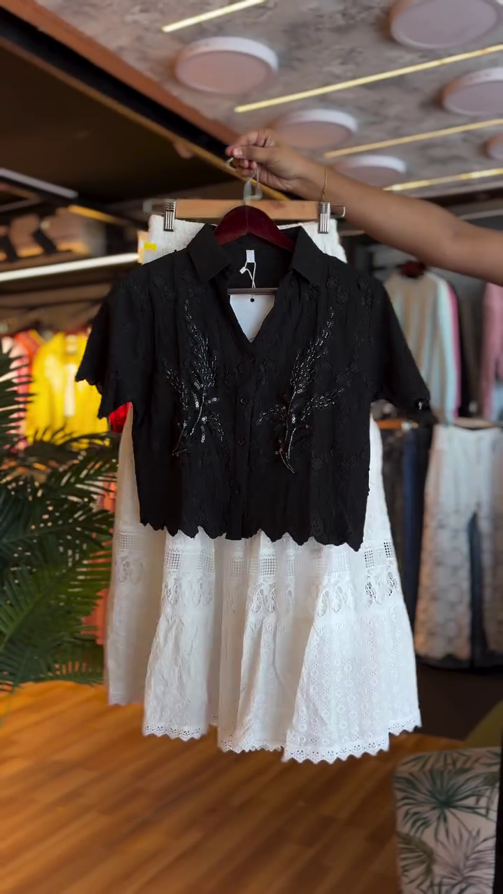 Midnight Lace Charm – Elegant Layered Women’s Dress Set