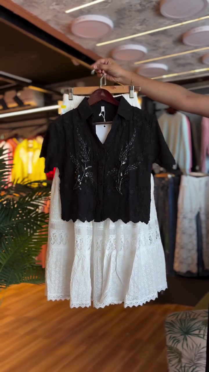 Midnight Lace Charm – Elegant Layered Women’s Dress Set