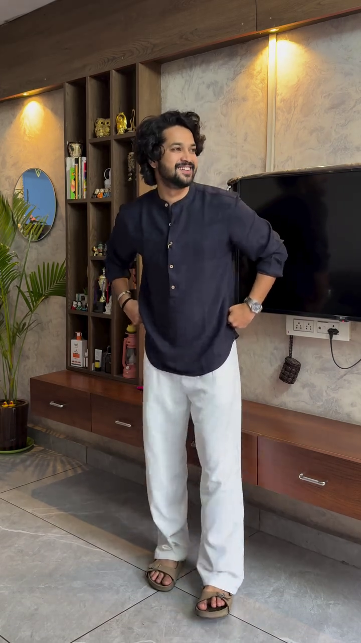 Grace Men’s Linen Kurta Set – Modern Ethnic Comfort Edition