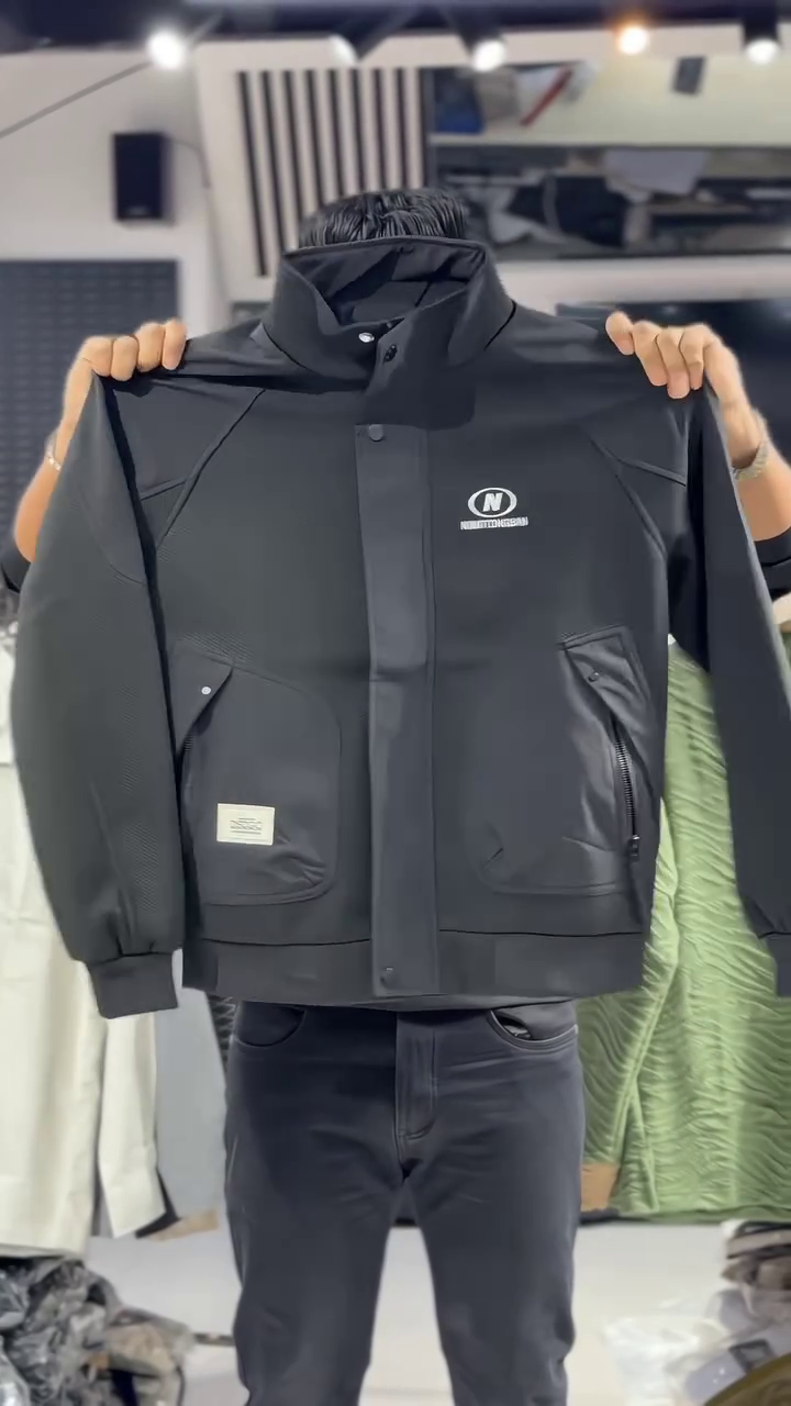 Shield Utility Jacket – Modern Fit, All-Weather Style