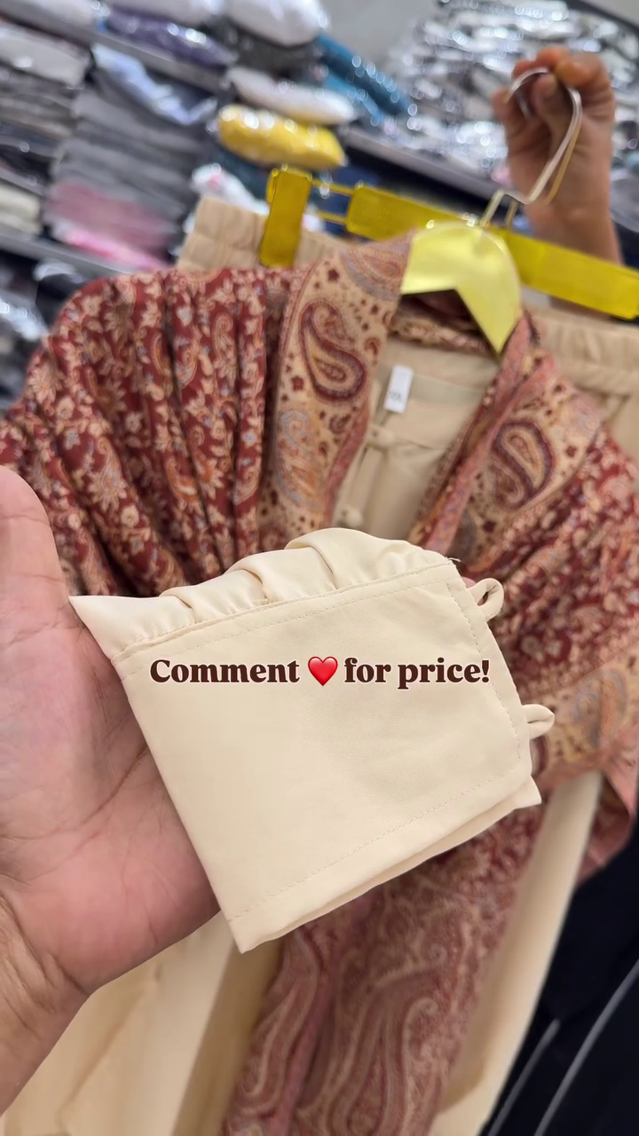 🌸 Elegant Paisley Grace Kurta Set with Matching Dupatta 🌸