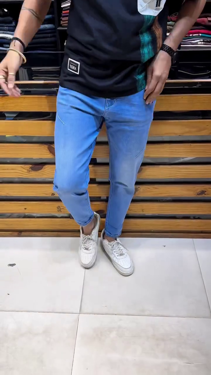 Light Blue Slim-Fit Casual Jeans with Minimal Modern Detailing