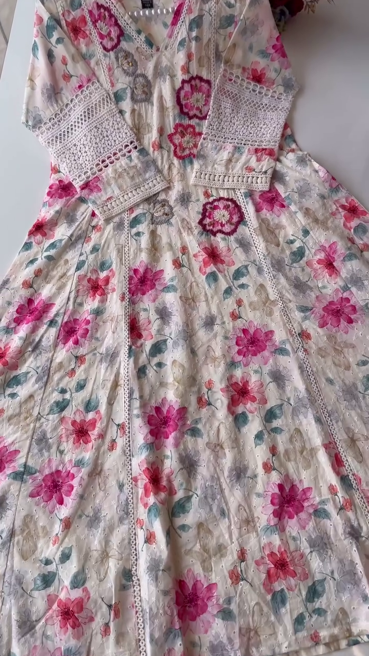 Maroon Graphic T-Shirt