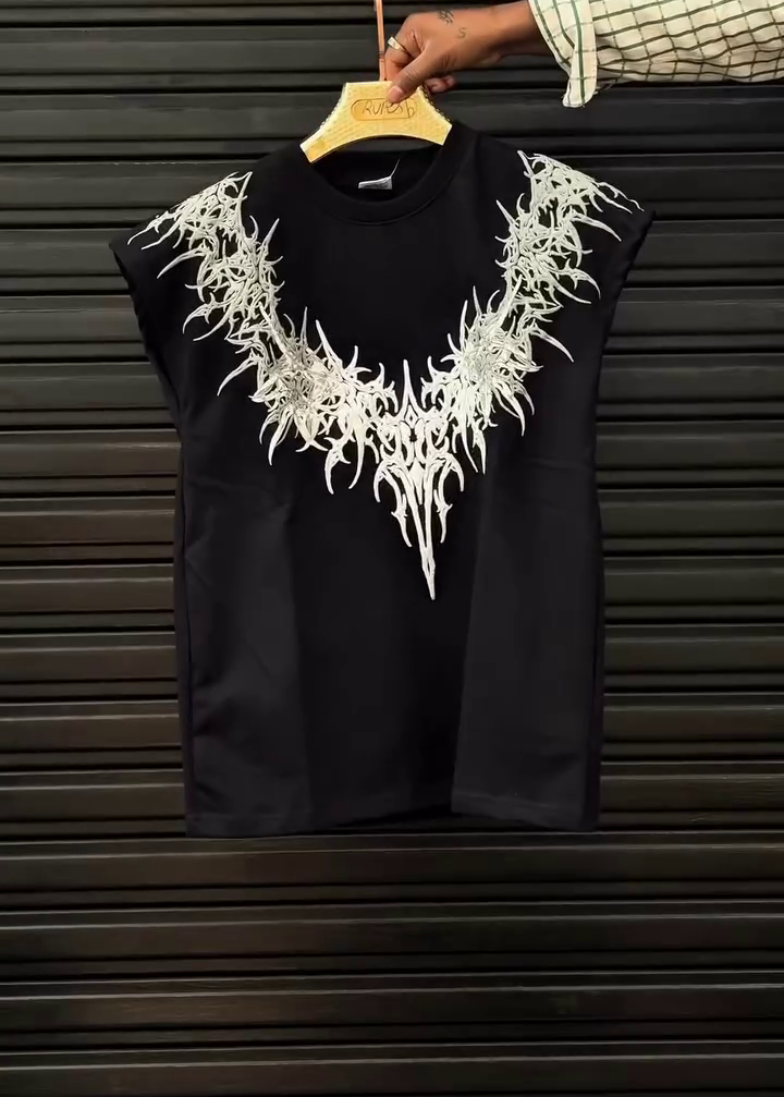 Sleeveless Graphic Streetwear T-Shirt