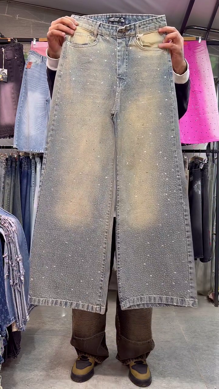 Wide-Leg Rhinestone Light Wash Jeans