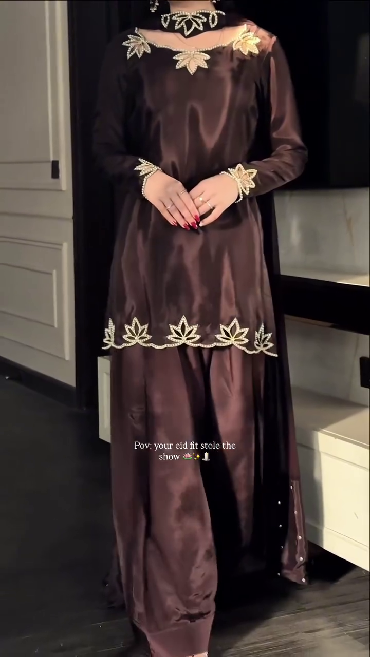 Graceful Traditional Outfit