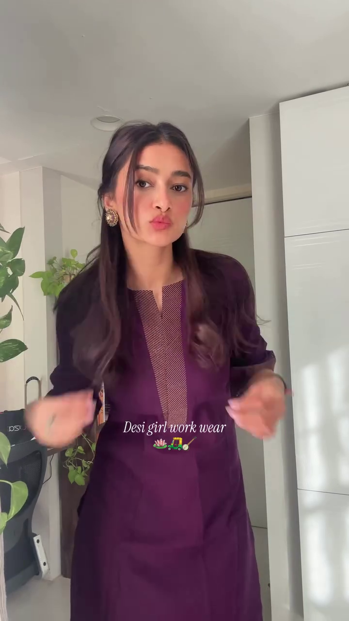 Elegant Black Floral Embroidered Kurta for Women