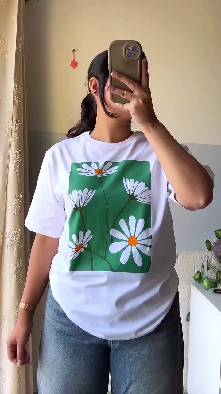 White Heart Graphic T-Shirt