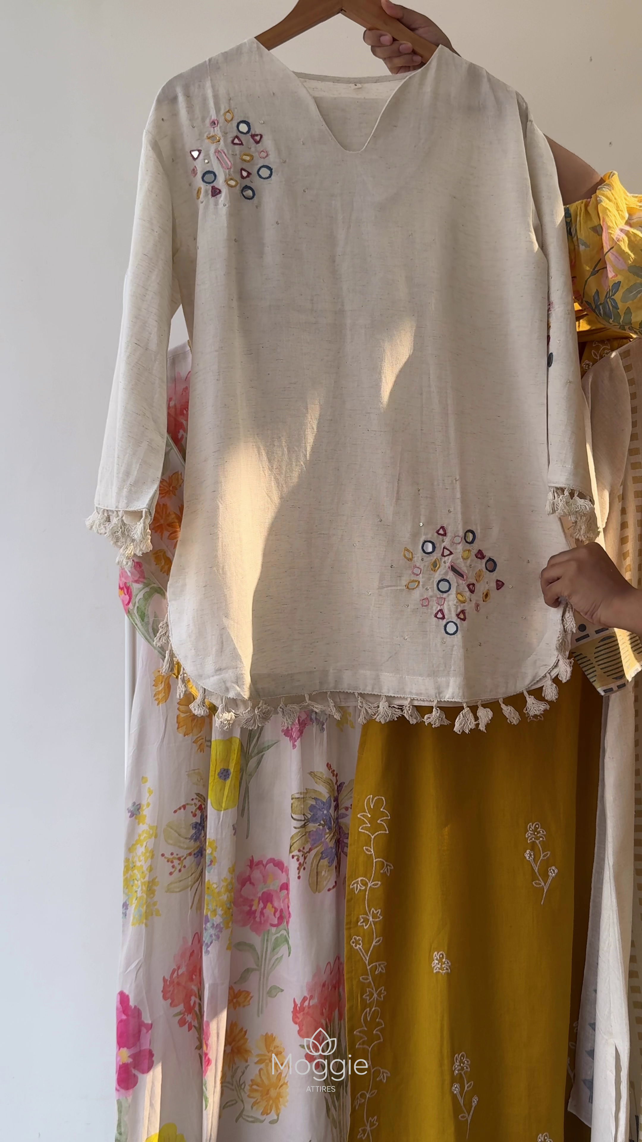 Minimal Mirror Work Cotton Kurti