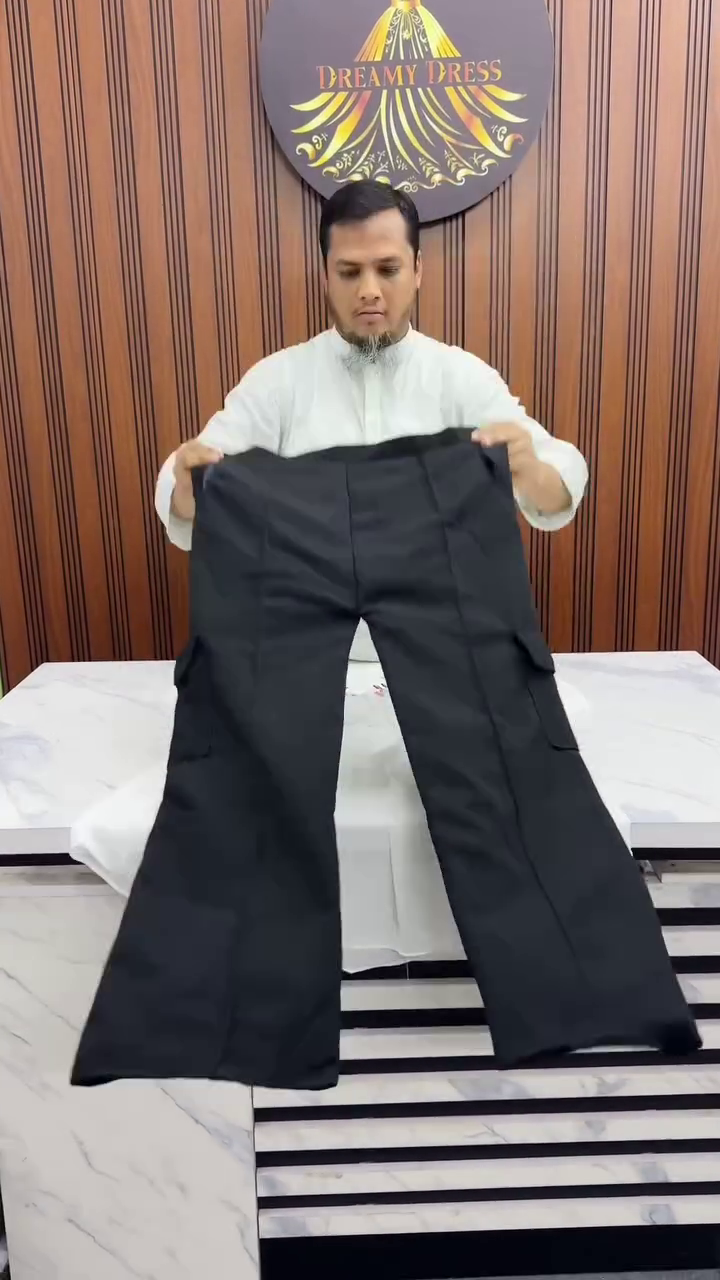 Elegant White Floral Embroidered Tunic