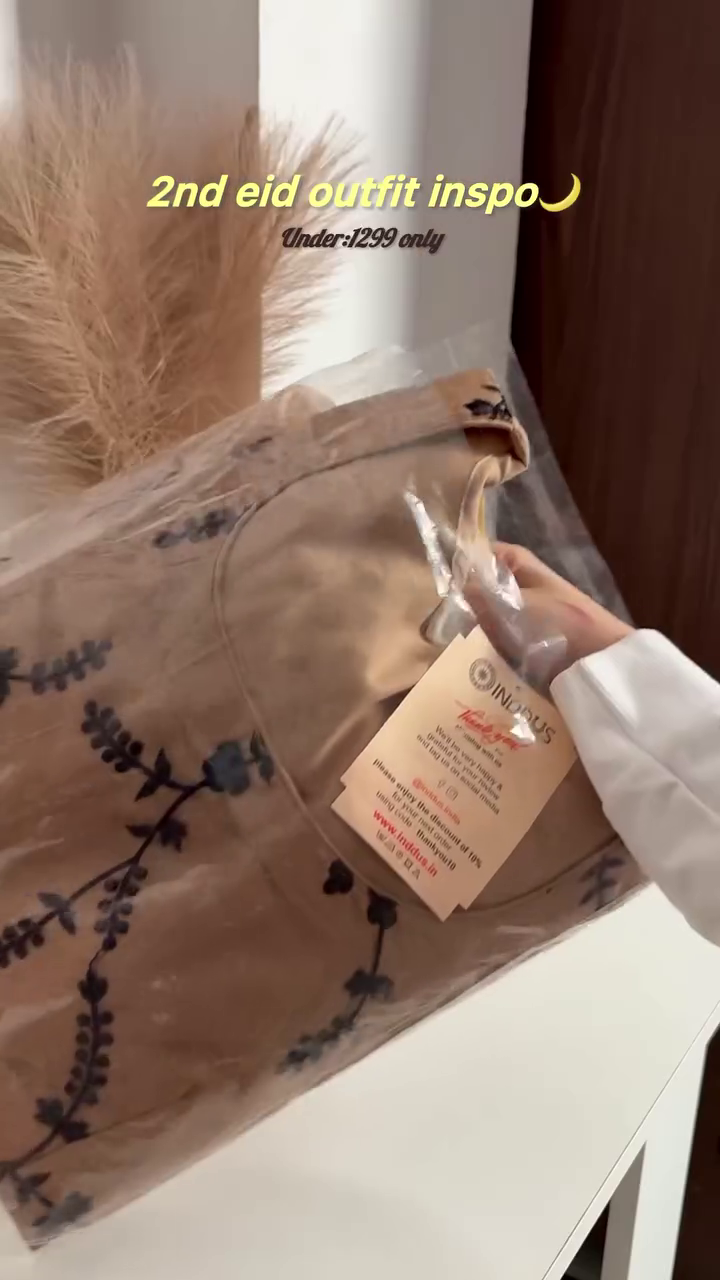 Elegant Beige Eid Outfit