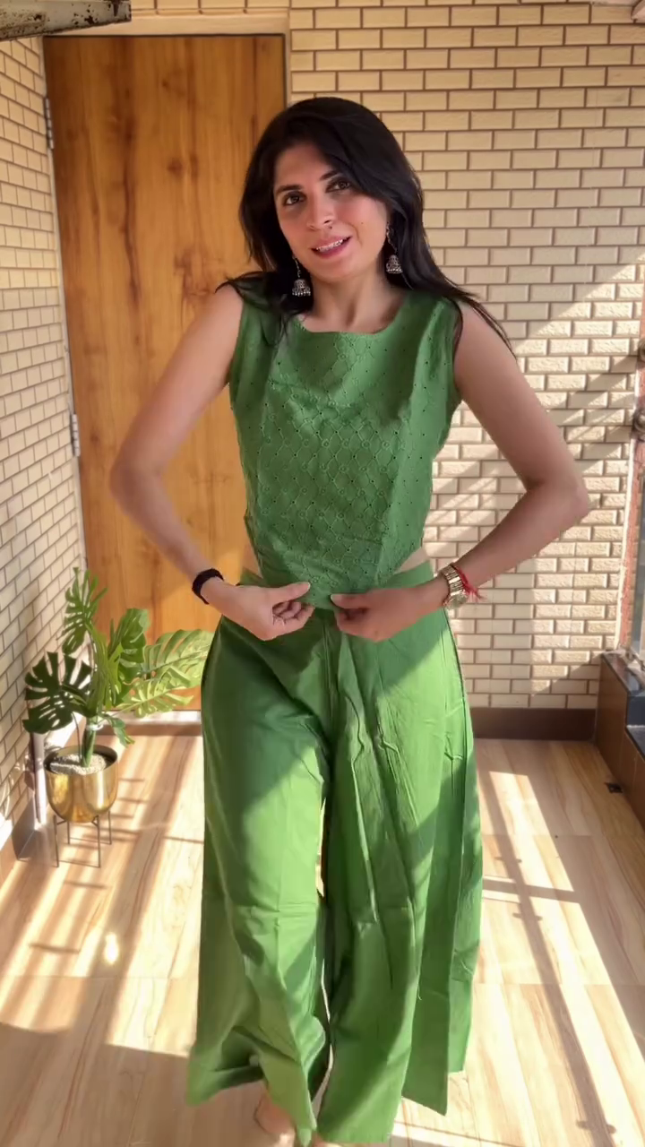 Maroon Sleeveless Jumpsuit