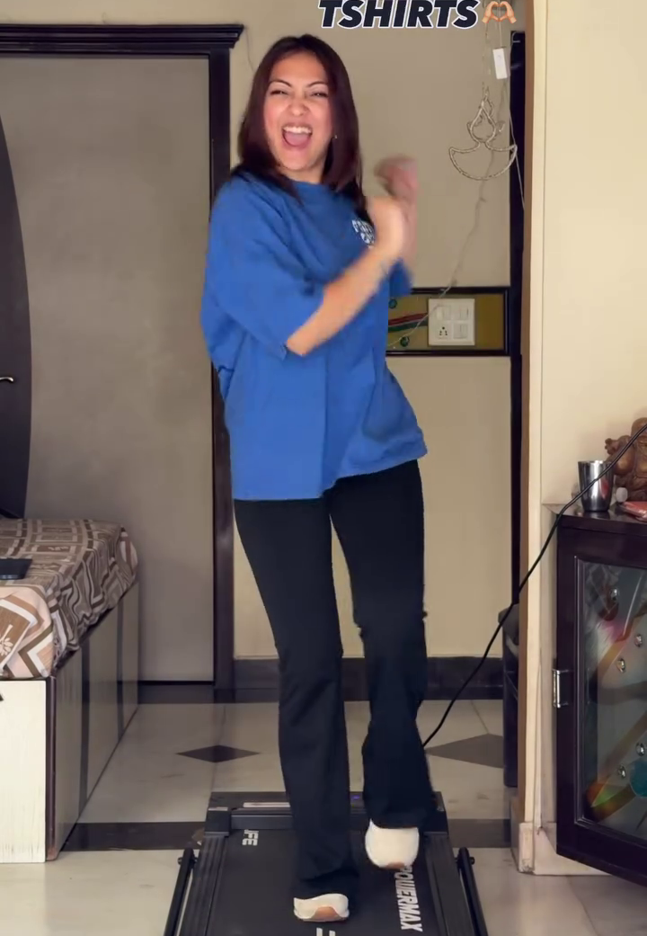 Cash Attitude Graphic T-Shirt