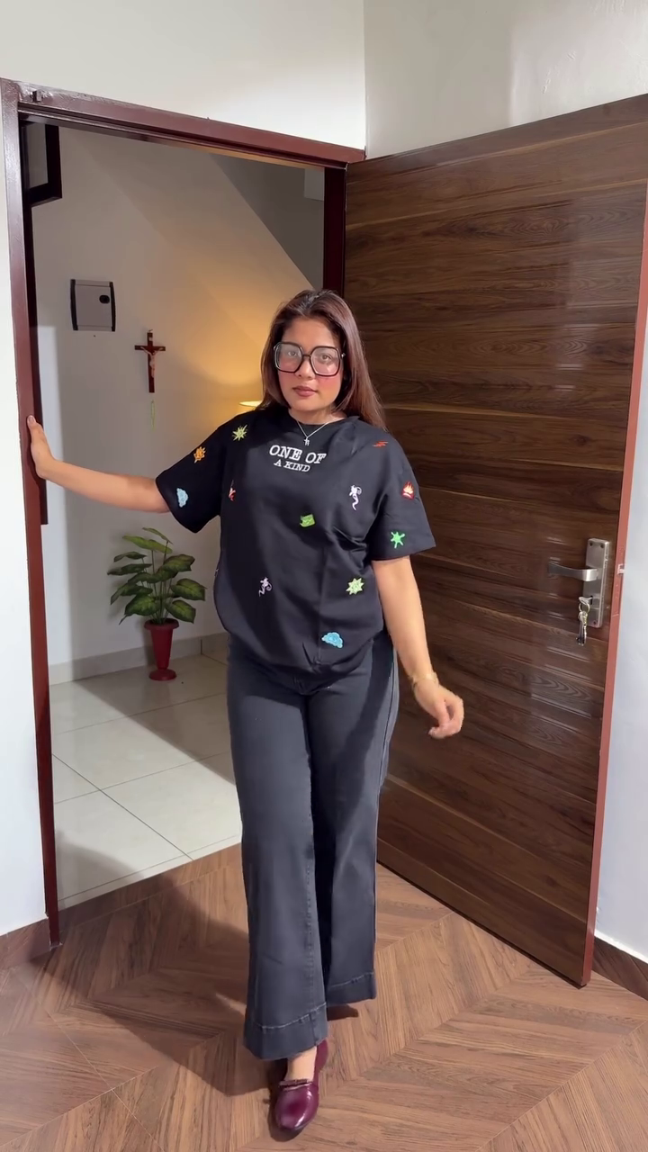 Cute Tie-Up Tee & Flared Pants Set