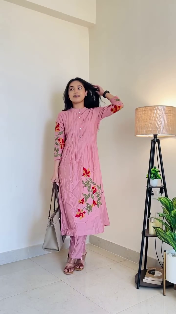 Soft Pink Floral Kurta Set