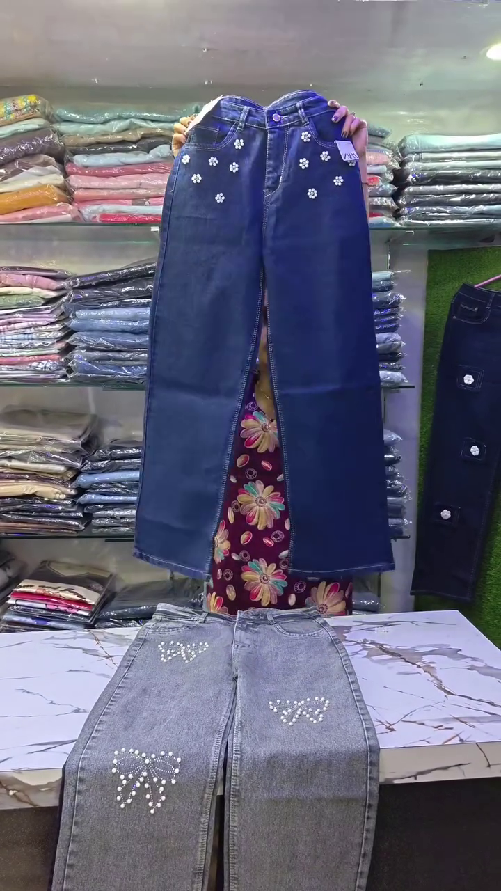 Bow Embellished Denim Jeans