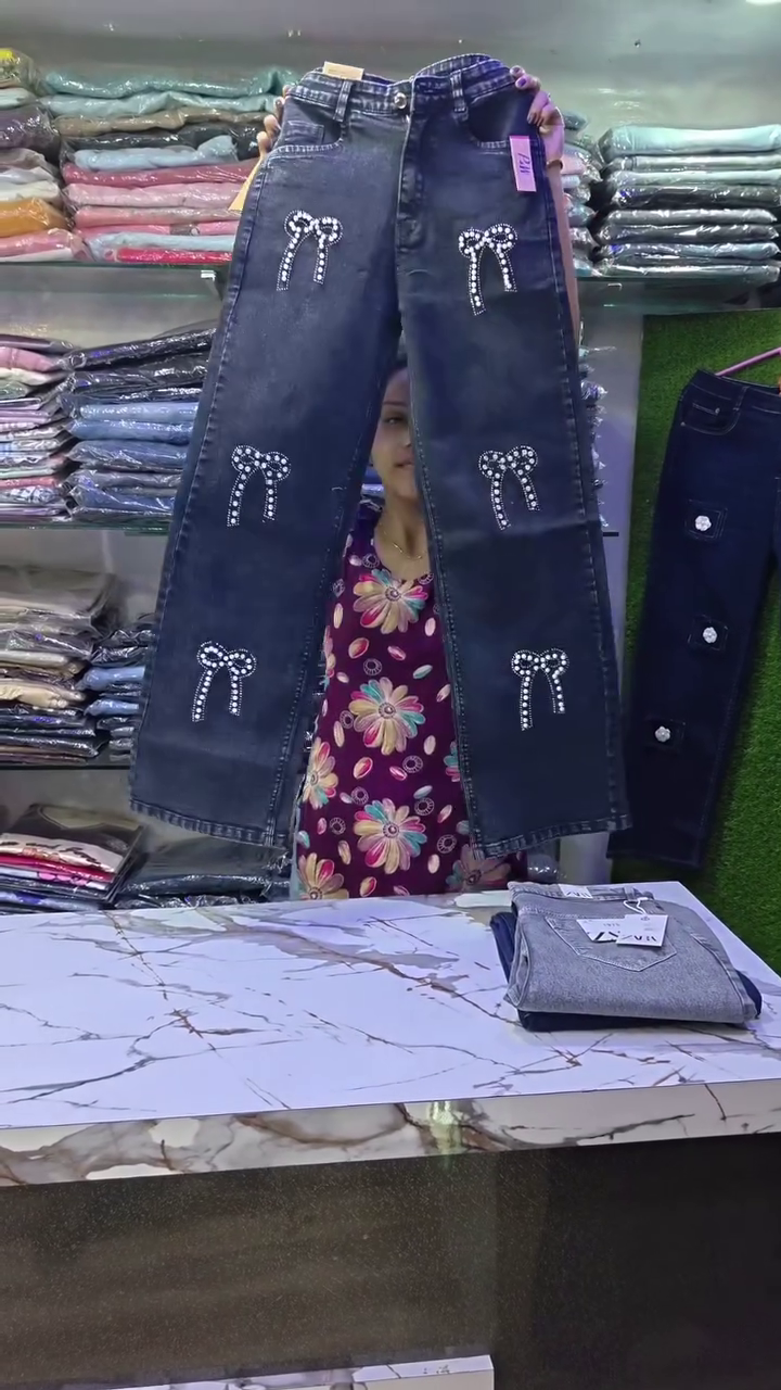 Bow Embellished Denim Jeans