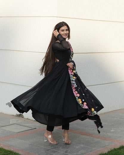 BLACK COLOUR BACKLESS ANARKALI THREE PIECE SUIT WITH COLOURFUL EMBROIDERY BORDER