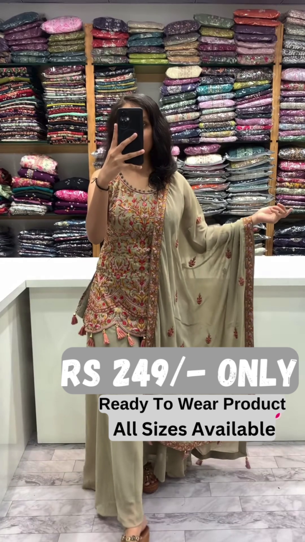 ✨ Elegant Embroidered Suit with Dupatta – A Graceful Ethnic Statement! ✨