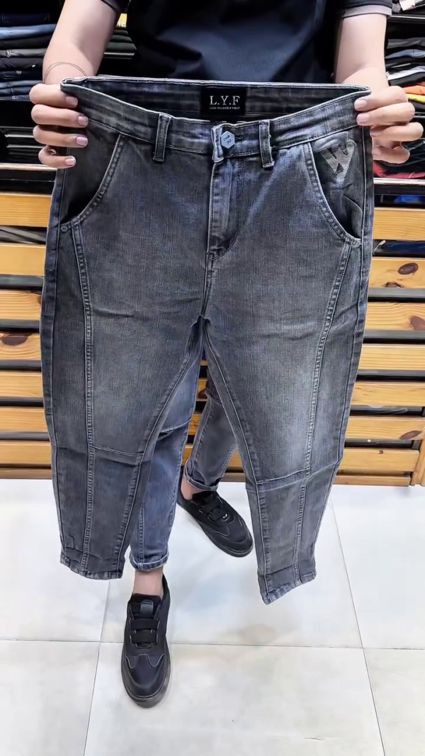 Men’s Panel-Stitched Tapered Denim – Street-Ready Vibes 👖 - Image 3