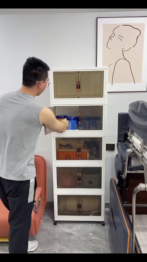 📦 Title: “Stylish Storage, Seamless Living – The Clear Door Cabinet Solution!”
