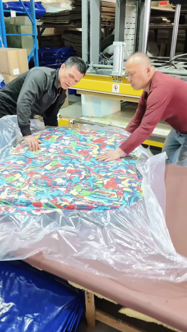 🛋️ Artistic Armchairs in the Making – A Colorful Comfort Experience 🎨 - Image 6