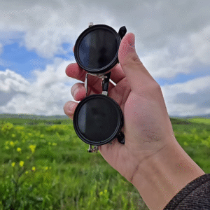 Retro Steampunk Flip-Up Sunglasses 🕶️⚙️ – Bold Style Meets Classic Cool