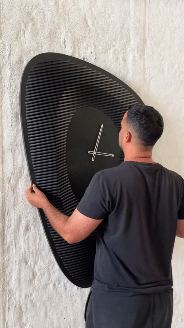 Timeless Elegance ⏰🖤 Modern Wall Clock That Makes a Statement - Image 9