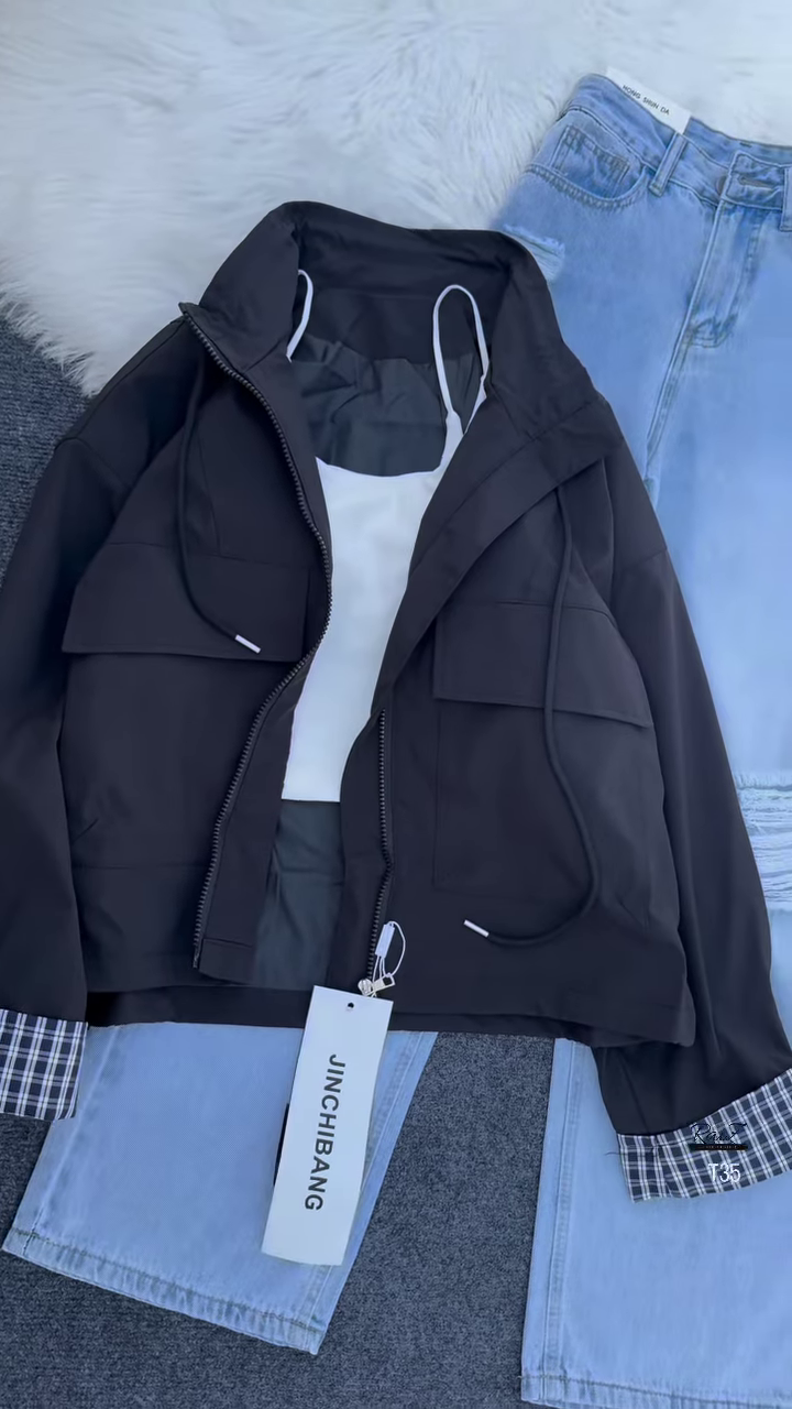 Utility Zip-Up Windbreaker with Straight-Cut Ripped Jeans – Urban Cool Look for Everyday Wear - Image 2