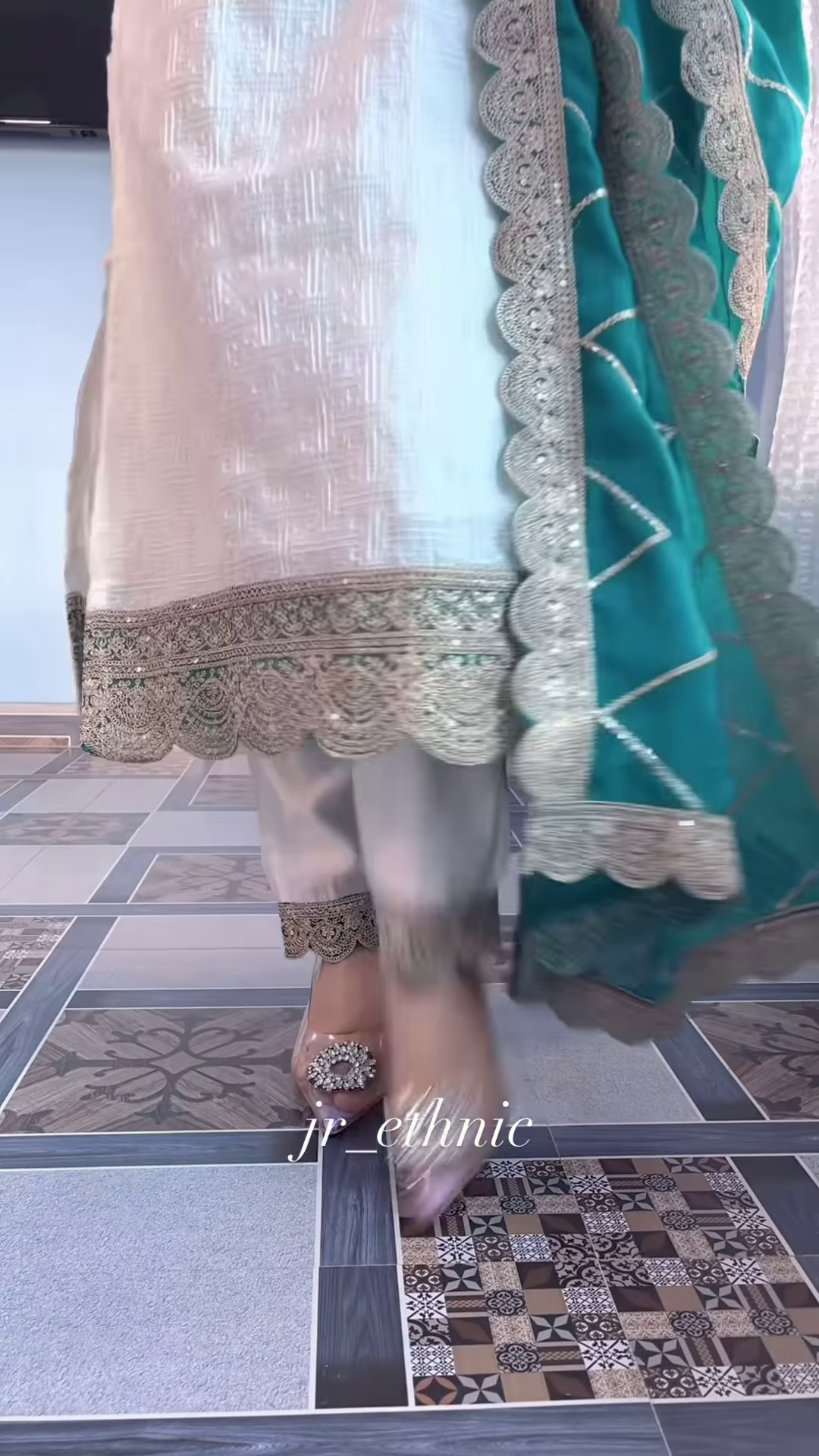 Elegant Cream Kurta Set with Embroidered Green Dupatta – Classy Ethnic Outfit for Festive & Formal Wear - Image 4