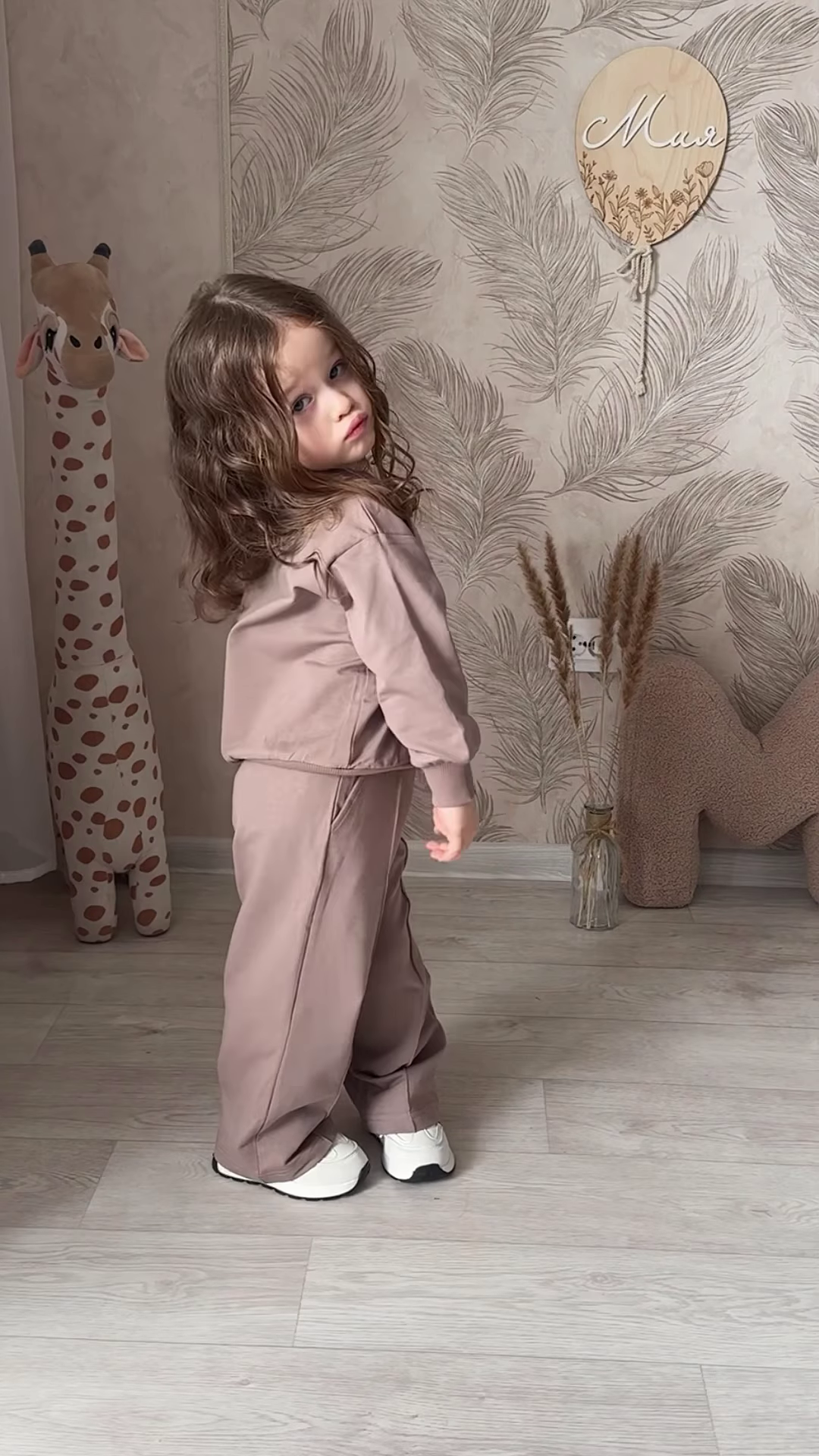 Kids’ Light Brown Co-Ord Set with Long Sleeves & White Sneakers – Neutral-Tone Outfit Styled with Giraffe Plush & Personalized Decor - Image 4