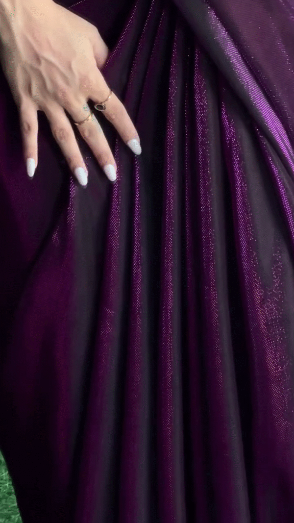 Chiffon Embellished Wine Saree with Unstitched Contrast Jacquard Blouse - Image 3